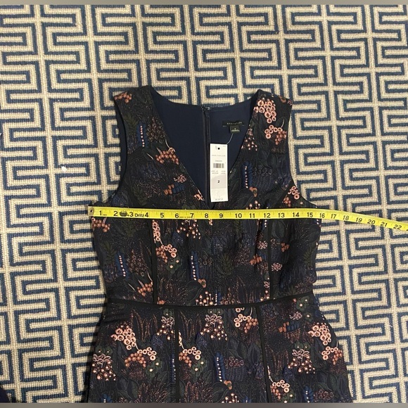 Ann Taylor Night Garden Pocket Sheath Sleeveless Metallic Threading‌ - Picture 9 of 12